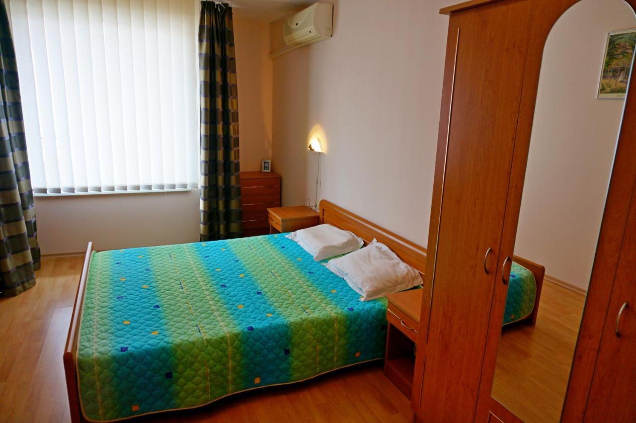 Gt Privilege Fort Beach Apartments 엘레니테 외부 사진