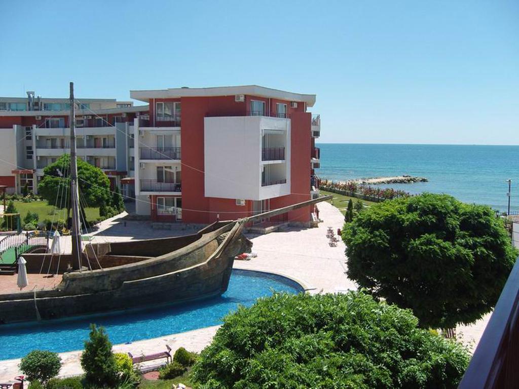 Gt Privilege Fort Beach Apartments 엘레니테 외부 사진