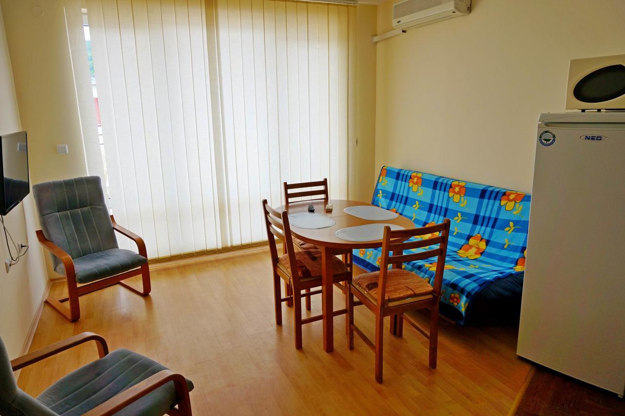 Gt Privilege Fort Beach Apartments 엘레니테 외부 사진