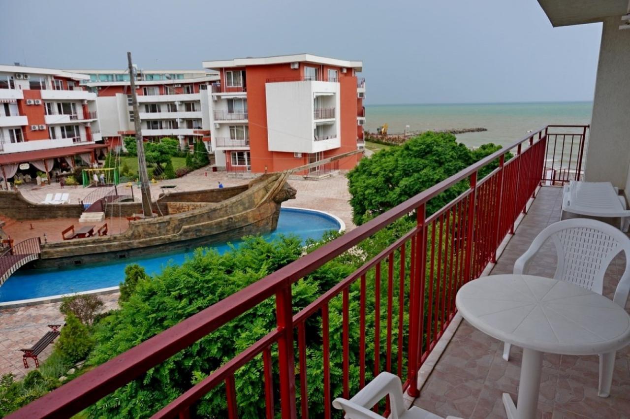 Gt Privilege Fort Beach Apartments 엘레니테 외부 사진