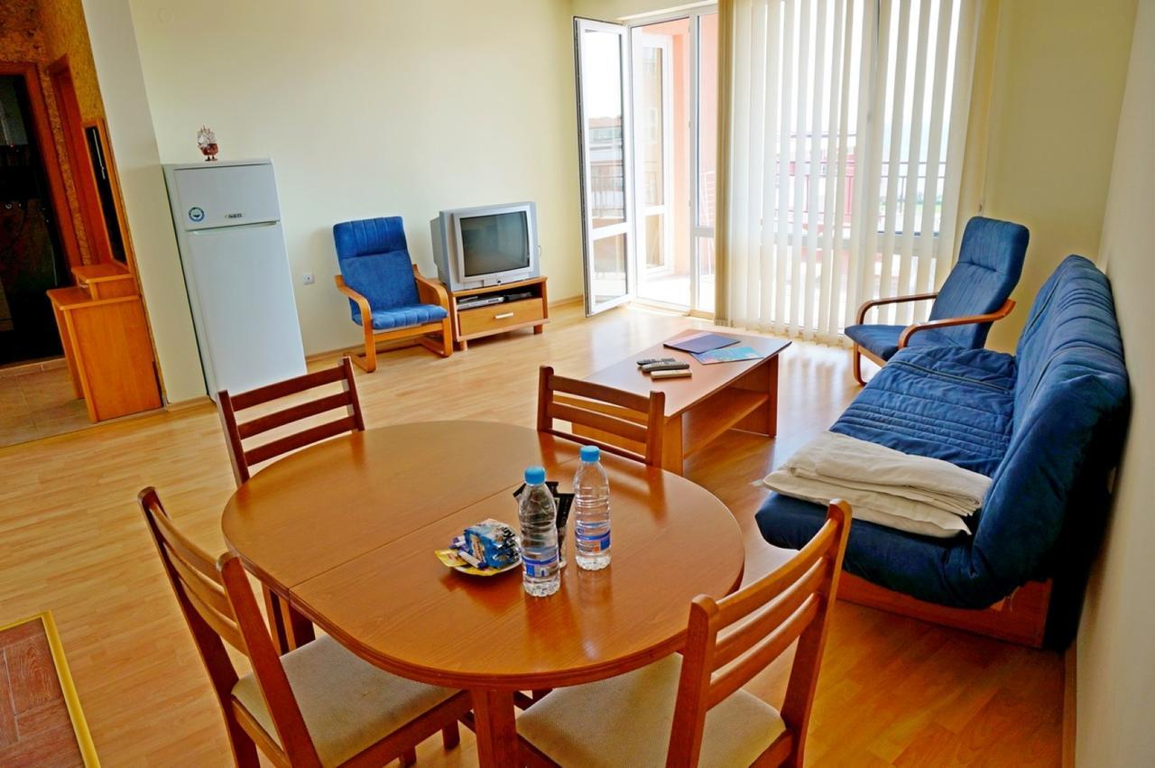 Gt Privilege Fort Beach Apartments 엘레니테 외부 사진