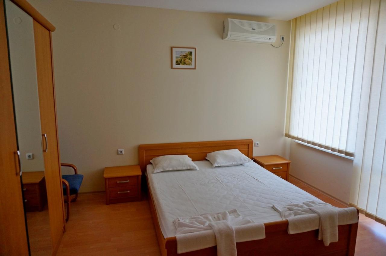 Gt Privilege Fort Beach Apartments 엘레니테 외부 사진