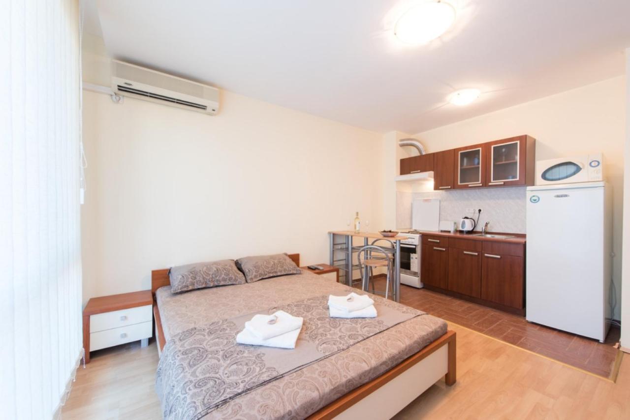 Gt Privilege Fort Beach Apartments 엘레니테 외부 사진